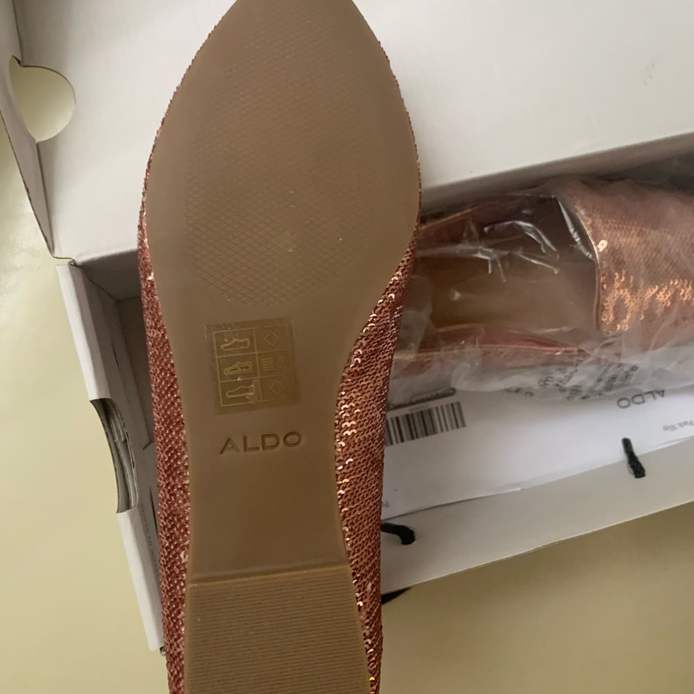 Aldo Gold Flats Elegant Metallic Loafers - Picture 2 of 4
